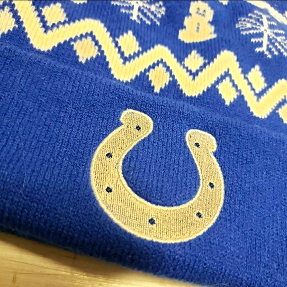 Indianapolis Colts NFL football team blue/white winter beanie hat snowman - Picture 2 of 5